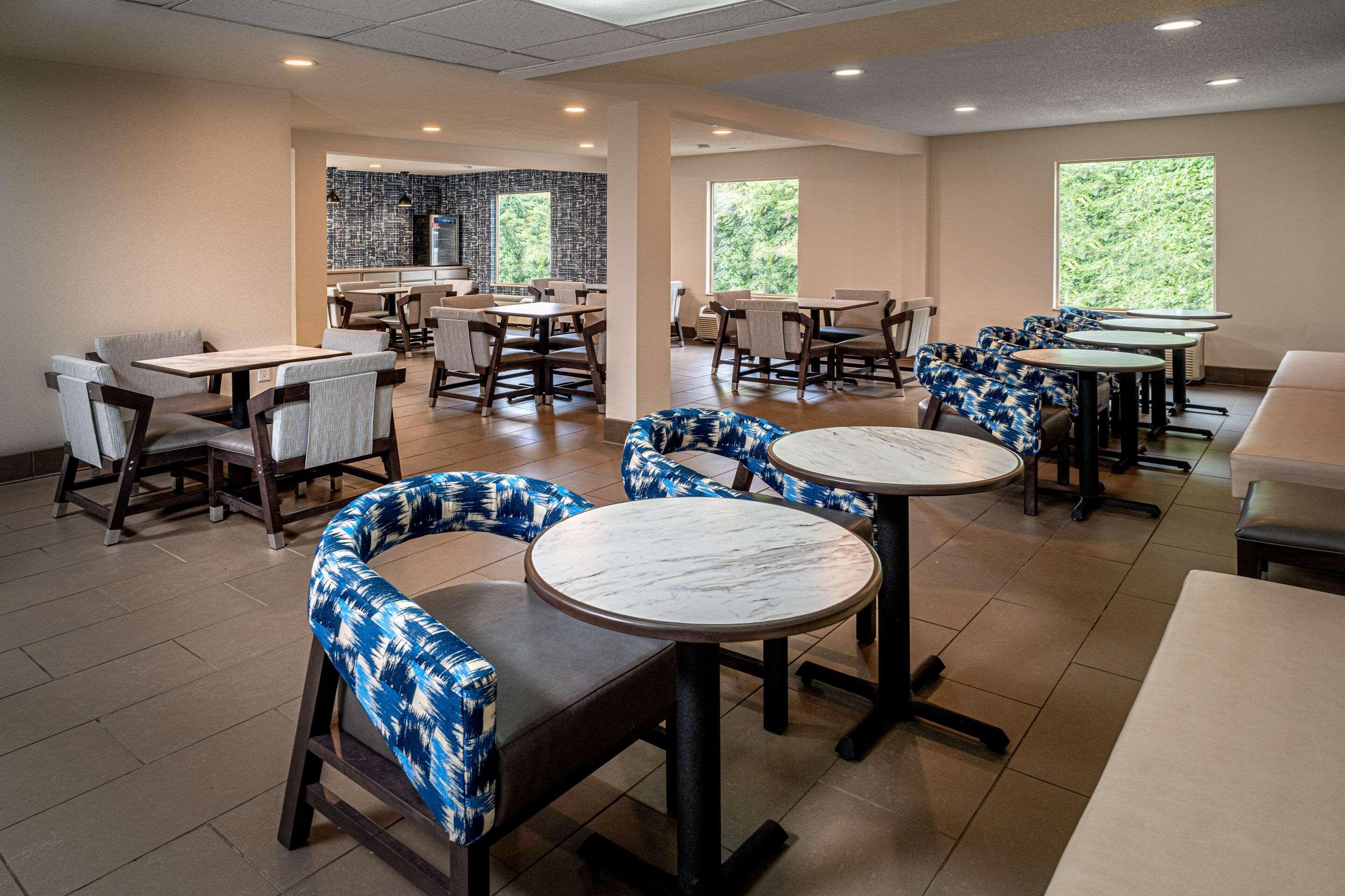 Hotel Clarion Pointe Beckley Exteriér fotografie