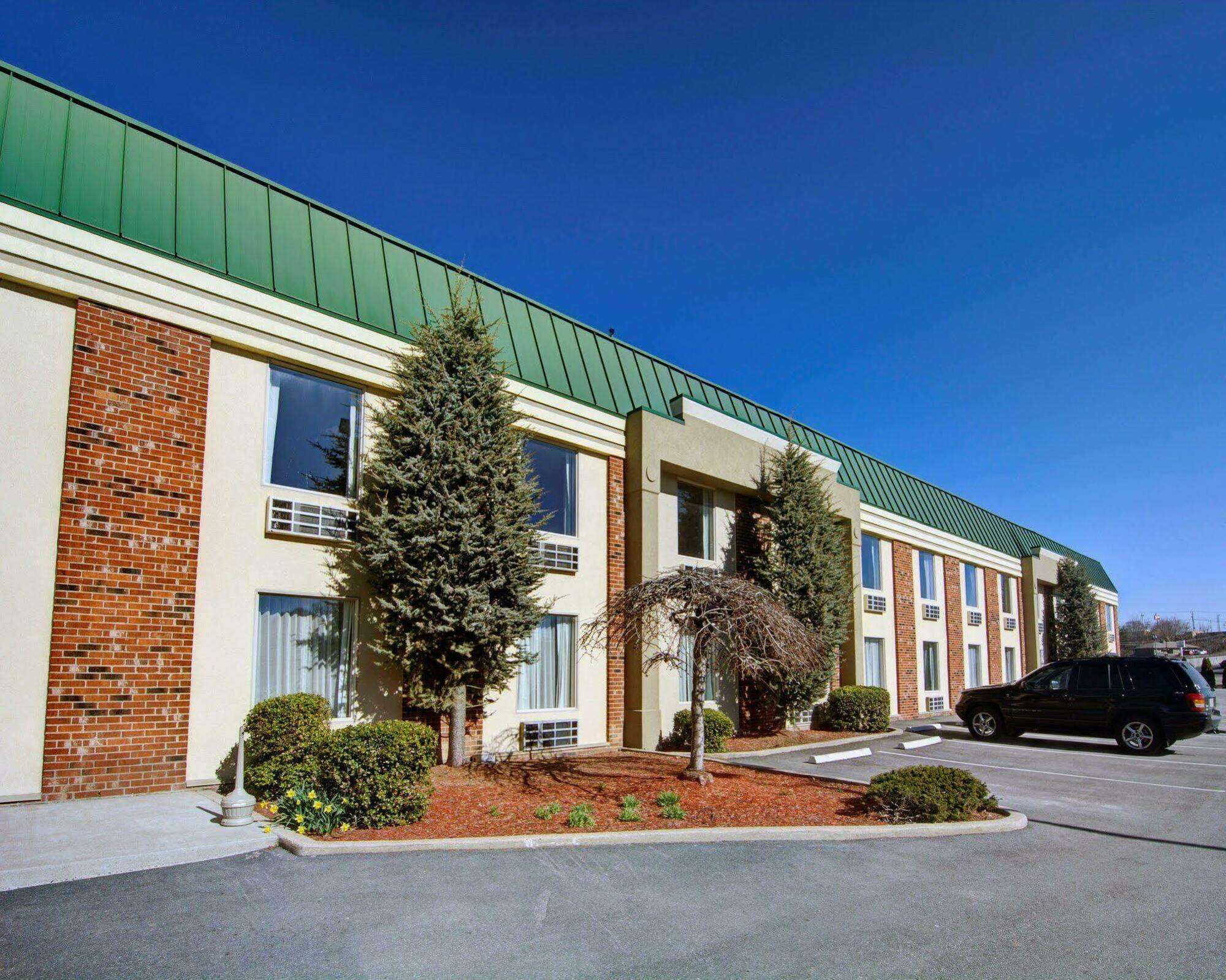 Hotel Clarion Pointe Beckley Exteriér fotografie